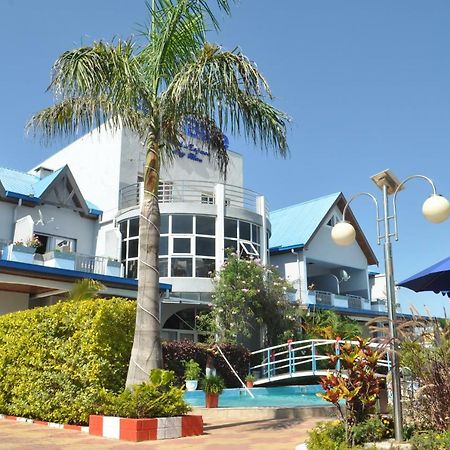 Sky blue hôtel&espace Alasora Exterior foto